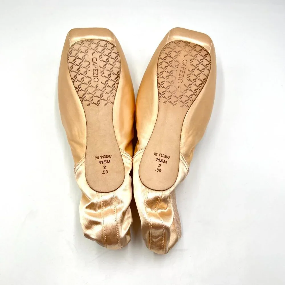 Capezio Womens Size 11.5 Donatella 1138W #2 Petal Pink Pointe Ballet Dance Shoes
